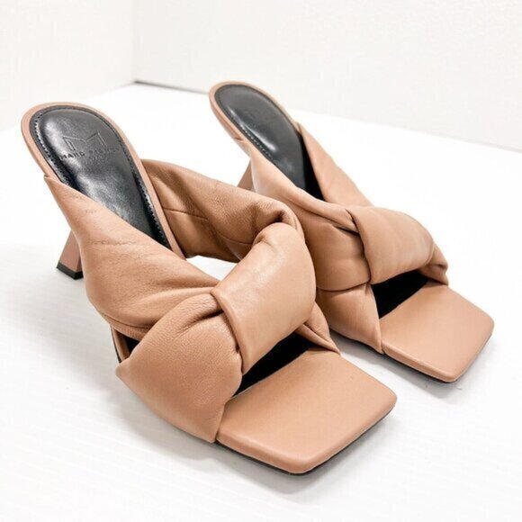 Marc Fisher LTD Dellian Women's Kitten Heel Tan Lightly Padded Strap Sandals 8M - Picture 1 of 13